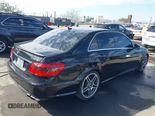 2010 Mercedes-Benz E 63 AMG with VIN WDDHF7HBXAA162896, listed as a IAAI auction lot 41698765 with 137,519 mi miles and . Bid and sale history available at DreamBid. Image 4.