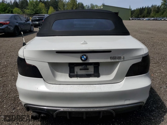 2010 BMW 1 Series 128i with VIN WBAUN1C50AVH81851, listed as a Copart auction lot 56607275 with 145,036 mi miles and Salvage title. Bid and sale history available at DreamBid. Image 6.