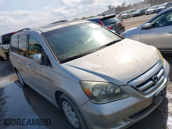 2005 Honda Odyssey TOURING with VIN 5FNRL38875B005926, listed as a IAAI auction lot 42007315 with 1 mi miles. Bid and sale history available at carsss.com. Image 1.
