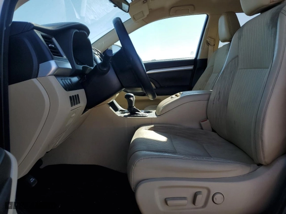 2016 Toyota Highlander LE Plus with VIN 5TDZKRFH8GS182394, listed as a Copart auction lot 49523485 with 74,792 mi miles and Salvage Title. Bid and sale history available at carsss.com. Image 7.