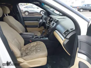 2017 Ford Explorer with VIN 1FM5K7B85HGA43355, listed as a IAAI auction lot 41403511 with 68,298 mi miles. Bid and sale history available at carsss.com. Image 5.