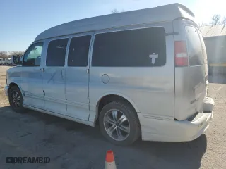 2005 GMC Savana Cargo Van YF7 Upfitter with VIN 1GDFH15T451216491, listed as a Copart auction lot 85800294 with 128,042 mi miles and Clean Title. Bid and sale history available at carsss.com. Image 2.