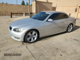 2007 BMW 3 Series 335i z VIN WBAWL73577PX48793, wystawiony jako Copart lot #57129955 z przebiegiem 134 546 mil mil oraz Szkoda całkowita • Salvage title. Historia ofert i sprzedaży dostępna na DreamBid. Obrazek 1.
