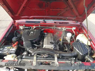 1995 Nissan Frontier with VIN 1N6SD11S5SC306547, listed as a IAAI auction lot 42545463 with 172,647 mi miles and . Bid and sale history available at DreamBid. Image 10.