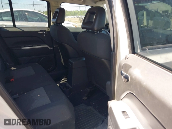 2008 Jeep Patriot Sport with VIN 1J8FT28W48D654244, listed as a IAAI auction lot 42035691 with 231,716 mi miles. Bid and sale history available at carsss.com. Image 8.