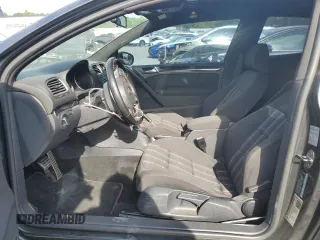 2013 Volkswagen GTI w/Conv & Sunroof z VIN WVWFD7AJXDW025201, wystawiony jako Copart lot #55325555 z przebiegiem 170 628 mil mil oraz Szkoda całkowita • Salvage title. Historia ofert i sprzedaży dostępna na DreamBid. Obrazek 7.