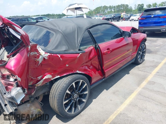 2007 Ford Mustang Deluxe with VIN 1ZVFT84N375262112, listed as a IAAI auction lot 42298758 with 146,489 mi miles and . Bid and sale history available at DreamBid. Image 17.