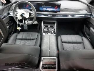 2023 BMW 7 Series 740i with VIN WBA23EH06PCM24760, listed as a Copart auction lot 44923635 with 20,840 mi miles and Salvage Title. Bid and sale history available at carsss.com. Image 8.