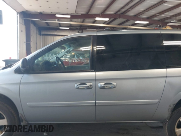 2006 Dodge Grand Caravan SXT z VIN 2D4GP44L26R878925, wystawiony jako IAAI lot #42168346 z przebiegiem 154 150 mil mil oraz . Historia ofert i sprzedaży dostępna na DreamBid. Obrazek 14.
