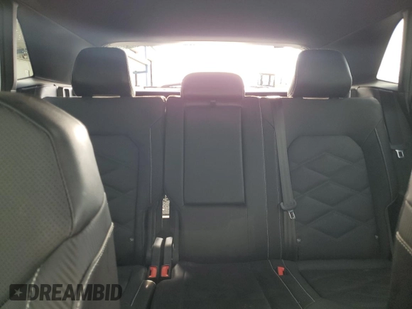2024 Volkswagen Atlas SE с VIN 1V2HE2CA5RC220023, выставлен на аукционе Copart как лот 53952995 с пробегом 25 692 миль миль и Списание • Salvage title. История ставок и продаж доступна на DreamBid. Изображение 10.