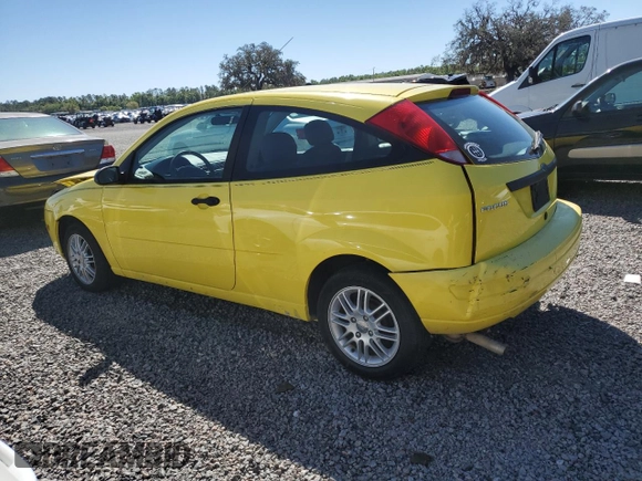 2005 Ford Focus S with VIN 3FAFP31N45R143144, listed as a Copart auction lot 49522455 with 125,885 mi miles and Salvage Title. Bid and sale history available at carsss.com. Image 2.