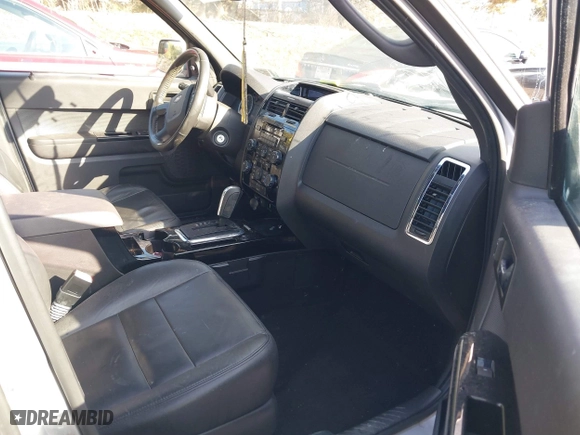 2011 Ford Escape Limited with VIN 1FMCU0EG0BKB94569, listed as a IAAI auction lot 41466649 with 86,748 mi miles. Bid and sale history available at carsss.com. Image 5.
