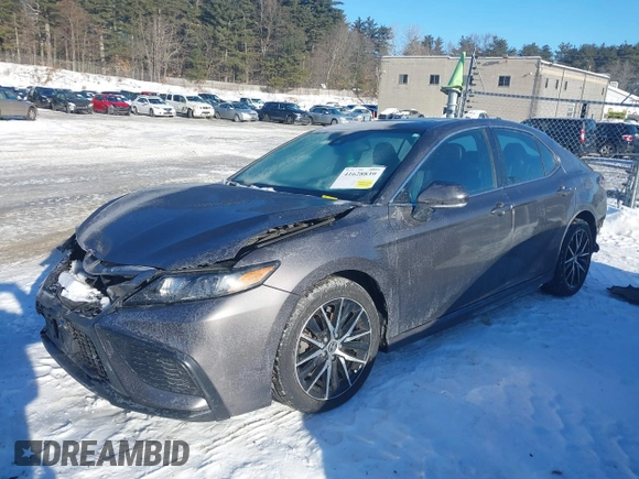 2022 Toyota Camry SE with VIN 4T1T11AK7NU690017, listed as a IAAI auction lot 41628839 with 38,678 mi miles. Bid and sale history available at carsss.com. Image 18.