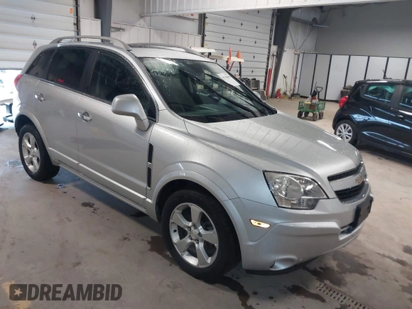 2014 Chevrolet Captiva Sport LTZ with VIN 3GNAL4EK6ES579015, listed as a IAAI auction lot 41704808 with 107,492 mi miles. Bid and sale history available at carsss.com. Image 1.