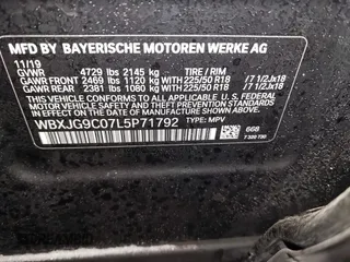 2020 BMW X1 xDrive28i z VIN WBXJG9C07L5P71792, wystawiony jako IAAI lot #41583132 z przebiegiem 150 095 mil mil oraz . Historia ofert i sprzedaży dostępna na DreamBid. Obrazek 9.