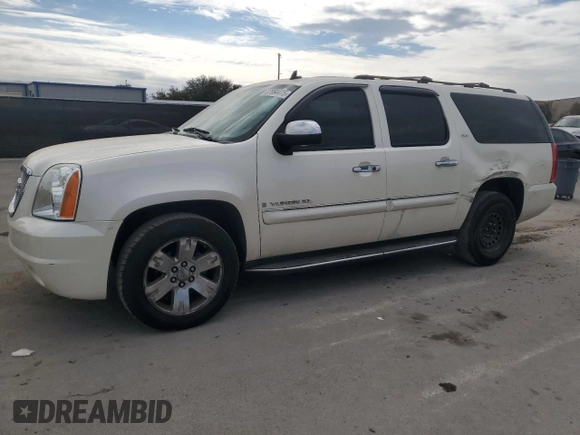 2008 GMC Yukon XL SLE w/3SA with VIN 1GKFC16048R265594, listed as a Copart auction lot 87994475 with 279,216 mi miles and Salvage Title. Bid and sale history available at carsss.com. Image 1.