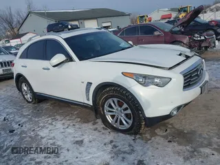 2015 Infiniti QX70 with VIN JN8CS1MW4FM481257, listed as a IAAI auction lot 41390187 with 127,892 mi miles and . Bid and sale history available at DreamBid. Image 1.