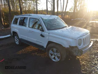 2011 Jeep Patriot Latitude with VIN 1J4NF1GBXBD207180, listed as a IAAI auction lot 41327968 with 166,564 mi miles and . Bid and sale history available at DreamBid. Image 1.