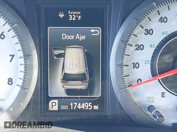 2016 Toyota Sienna SE с VIN 5TDXK3DC8GS716764, выставлен на аукционе IAAI как лот 41278353 с пробегом 174 495 миль миль и . История ставок и продаж доступна на DreamBid. Изображение 15.