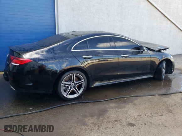 2019 Mercedes-Benz CLS with VIN WDD2J5KB7KA039480, listed as a Copart auction lot 69989344 with 37,854 mi miles and Clean Title. Bid and sale history available at carsss.com. Image 3.