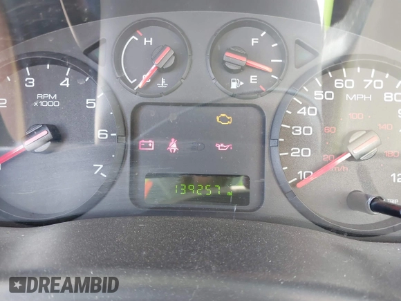 2005 Ford Freestyle SE z VIN 1FMZK01115GA63370, wystawiony jako IAAI lot #41882239 z przebiegiem 139 257 mil mil oraz . Historia ofert i sprzedaży dostępna na DreamBid. Obrazek 7.