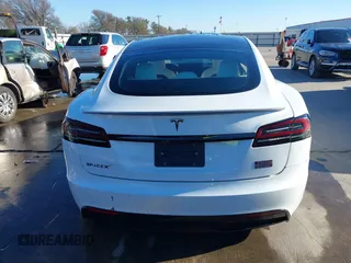 2022 Tesla Model S Plaid z VIN 5YJSA1E63NF483873, wystawiony jako IAAI lot #41204003 z przebiegiem 15 mil mil oraz . Historia ofert i sprzedaży dostępna na DreamBid. Obrazek 16.