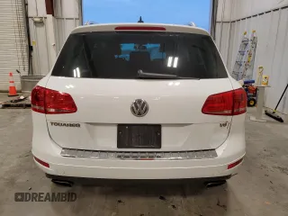 2012 Volkswagen Touareg Exec with VIN WVGEF9BP4CD011823, listed as a Copart auction lot 84063034 with 110,694 mi miles and Non Repairable. Bid and sale history available at DreamBid. Image 6.