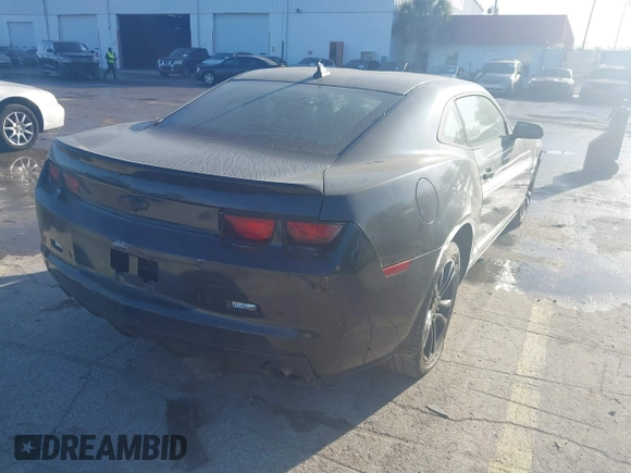 2011 Chevrolet Camaro 1LT z VIN 2G1FB1ED6B9166854, wystawiony jako IAAI lot #41694968 z przebiegiem 203 119 mil mil oraz . Historia ofert i sprzedaży dostępna na DreamBid. Obrazek 4.