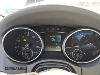 2011 Mercedes-Benz M 350 z VIN 4JGBB2FB2BA736616, wystawiony jako Copart lot #42806095 z przebiegiem 116 954 mil mil oraz Szkoda całkowita • Salvage title. Historia ofert i sprzedaży dostępna na DreamBid. Obrazek 9.