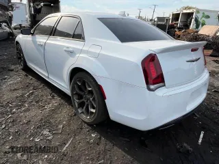 2017 Chrysler 300 S with VIN 2C3CCABG5HH669008, listed as a Copart auction lot 79385184 with 90,558 mi miles and Clean Title. Bid and sale history available at DreamBid. Image 3.