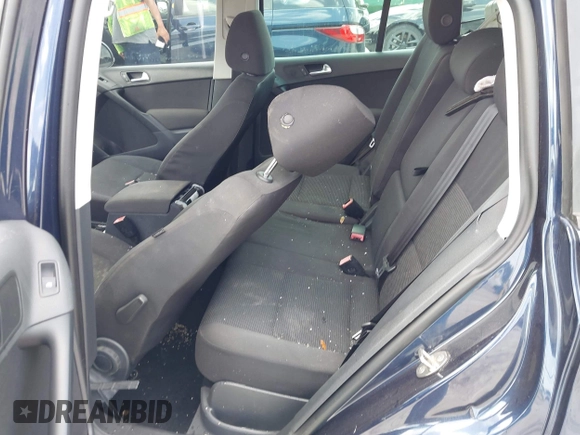 2013 Volkswagen Tiguan S with VIN WVGAV3AX5DW620778, listed as a IAAI auction lot 42505171 with 178,399 mi miles and . Bid and sale history available at DreamBid. Image 8.
