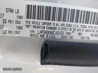 2010 Jeep Grand Cherokee Laredo with VIN 1J4PS4GKXAC103153, listed as a IAAI auction lot 41760743 with 185,138 mi miles. Bid and sale history available at carsss.com. Image 9.