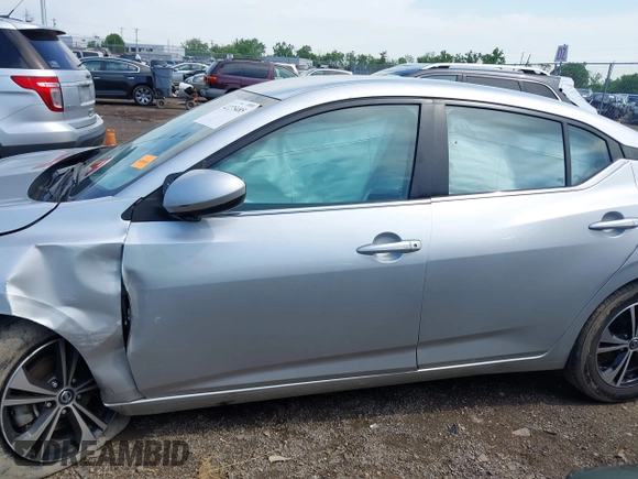 2022 Nissan Sentra SV z VIN 3N1AB8CV4NY301245, wystawiony jako IAAI lot #42275485 z przebiegiem 26 145 mil mil oraz . Historia ofert i sprzedaży dostępna na DreamBid. Obrazek 14.