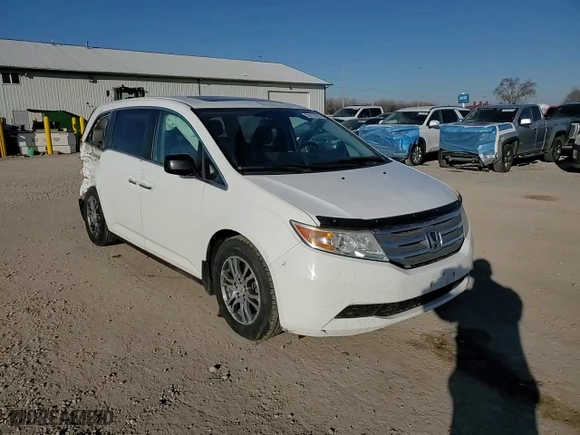 2011 Honda Odyssey EX-L with VIN 5FNRL5H69BB039923, listed as a Copart auction lot 50153435 with 182,055 mi miles and Salvage Title. Bid and sale history available at carsss.com. Image 11.