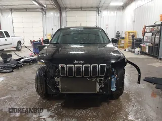 2021 Jeep Cherokee Altitude with VIN 1C4PJMLBXMD160546, listed as a IAAI auction lot 41526730 with 70,044 mi miles. Bid and sale history available at carsss.com. Image 13.