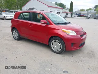2008 Scion xD z VIN JTKKU104X8J001029, wystawiony jako IAAI lot #42330663 z przebiegiem 185 166 mil mil oraz . Historia ofert i sprzedaży dostępna na DreamBid. Obrazek 1.