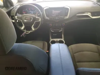 2022 GMC Terrain SLE z VIN 3GKALMEV8NL212599, wystawiony jako Copart lot #56027205 z przebiegiem 47 262 mil mil oraz Szkoda całkowita • Salvage title. Historia ofert i sprzedaży dostępna na DreamBid. Obrazek 8.