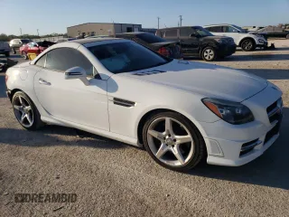 2015 Mercedes-Benz SLK-Class SLK 350 with VIN WDDPK5HA6FF099602, listed as a Copart auction lot 76777564 with 37,842 mi miles and Salvage Title. Bid and sale history available at carsss.com. Image 4.