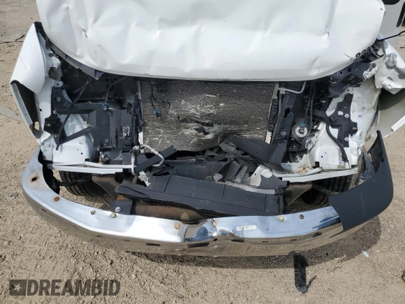 2021 GMC Savana Cargo z VIN 1GTW7AF76M1181413, wystawiony jako Copart lot #55313815 z przebiegiem Nie podano mil oraz Szkoda całkowita • Salvage title. Historia ofert i sprzedaży dostępna na DreamBid. Obrazek 11.