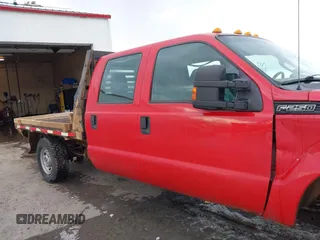 2011 Ford Super Duty F-250 SRW XL with VIN 1FD7W2B64BEA80687, listed as a IAAI auction lot 41375467 with 239,979 mi miles. Bid and sale history available at carsss.com. Image 16.