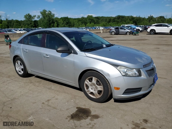 2013 Chevrolet Cruze LS with VIN 1G1PA5SG6D7160828, listed as a Copart auction lot 55455854 with 110,864 mi miles and Salvage Title. Bid and sale history available at carsss.com. Image 4.