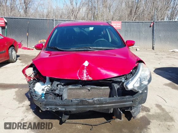 2016 Kia Forte LX with VIN KNAFX4A61G5523747, listed as a IAAI auction lot 41816126 with 117,760 mi miles. Bid and sale history available at carsss.com. Image 12.