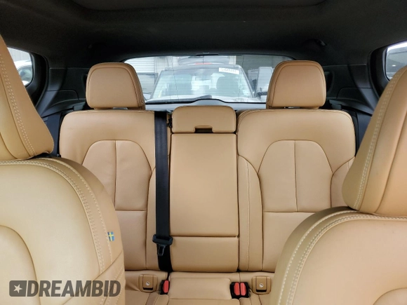 2019 Volvo XC40 Momentum z VIN YV4AC2HK4K2121194, wystawiony jako Copart lot #50720094 z przebiegiem 51 198 mil mil oraz Szkoda całkowita • Salvage title. Historia ofert i sprzedaży dostępna na DreamBid. Obrazek 10.