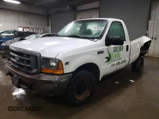 2000 Ford Super Duty F-250 XL with VIN 1FTNF20L9YEB81706, listed as a Copart auction lot 78789464 with 148,695 mi miles and Salvage Title. Bid and sale history available at carsss.com. Image 1.