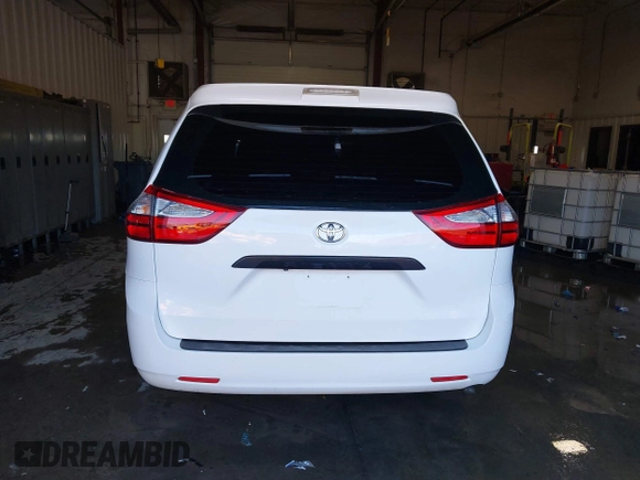 2015 Toyota Sienna L с VIN 5TDZK3DC3FS617518, выставлен на аукционе IAAI как лот 41566048 с пробегом 188 494 миль миль и . История ставок и продаж доступна на DreamBid. Изображение 17.