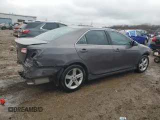 2014 Toyota Camry L with VIN 4T1BF1FK1EU322437, listed as a Copart auction lot 47747555 with 227,751 mi miles and Salvage Title. Bid and sale history available at carsss.com. Image 3.