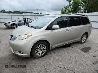 2016 Toyota Sienna XLE z VIN 5TDYK3DC8GS755696, wystawiony jako Copart lot #59184785 z przebiegiem 340 113 mil mil oraz Czysty tytuł • Clean title. Historia ofert i sprzedaży dostępna na DreamBid. Obrazek 1.