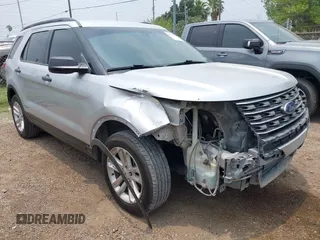 2016 Ford Explorer z VIN 1FM5K7B85GGA72563, wystawiony jako IAAI lot #42316165 z przebiegiem 230 418 mil mil oraz . Historia ofert i sprzedaży dostępna na DreamBid. Obrazek 1.