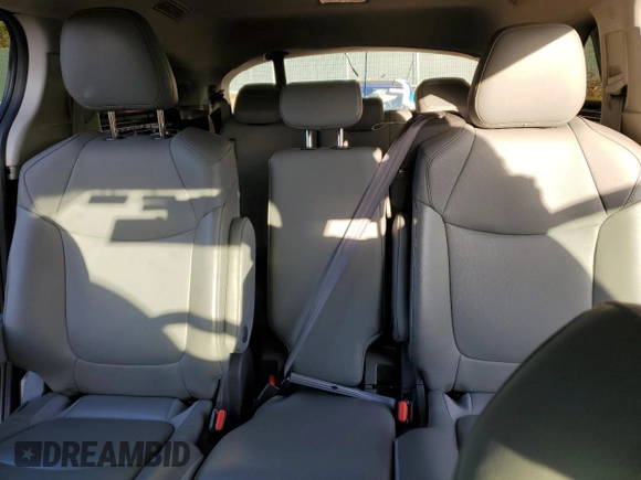 2021 Toyota Sienna XLE with VIN 5TDJRKEC4MS069575, listed as a Copart auction lot 44793525 with 141,319 mi miles and Salvage Title. Bid and sale history available at carsss.com. Image 10.