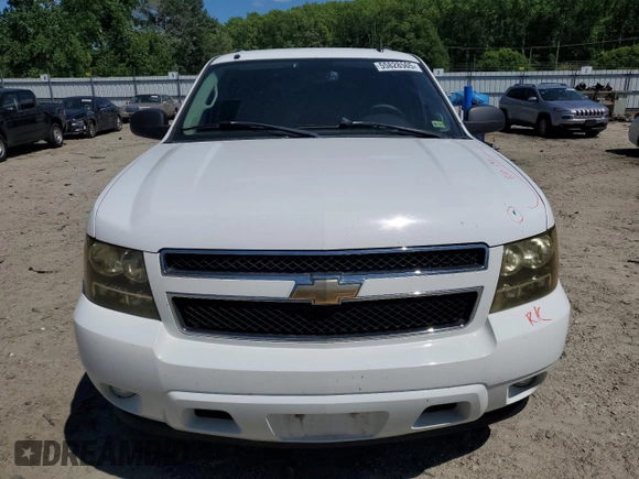 2007 Chevrolet Tahoe LS with VIN 1GNFC13J67R229517, listed as a Copart auction lot 55828505 with 220,034 mi miles and Clean title. Bid and sale history available at DreamBid. Image 5.